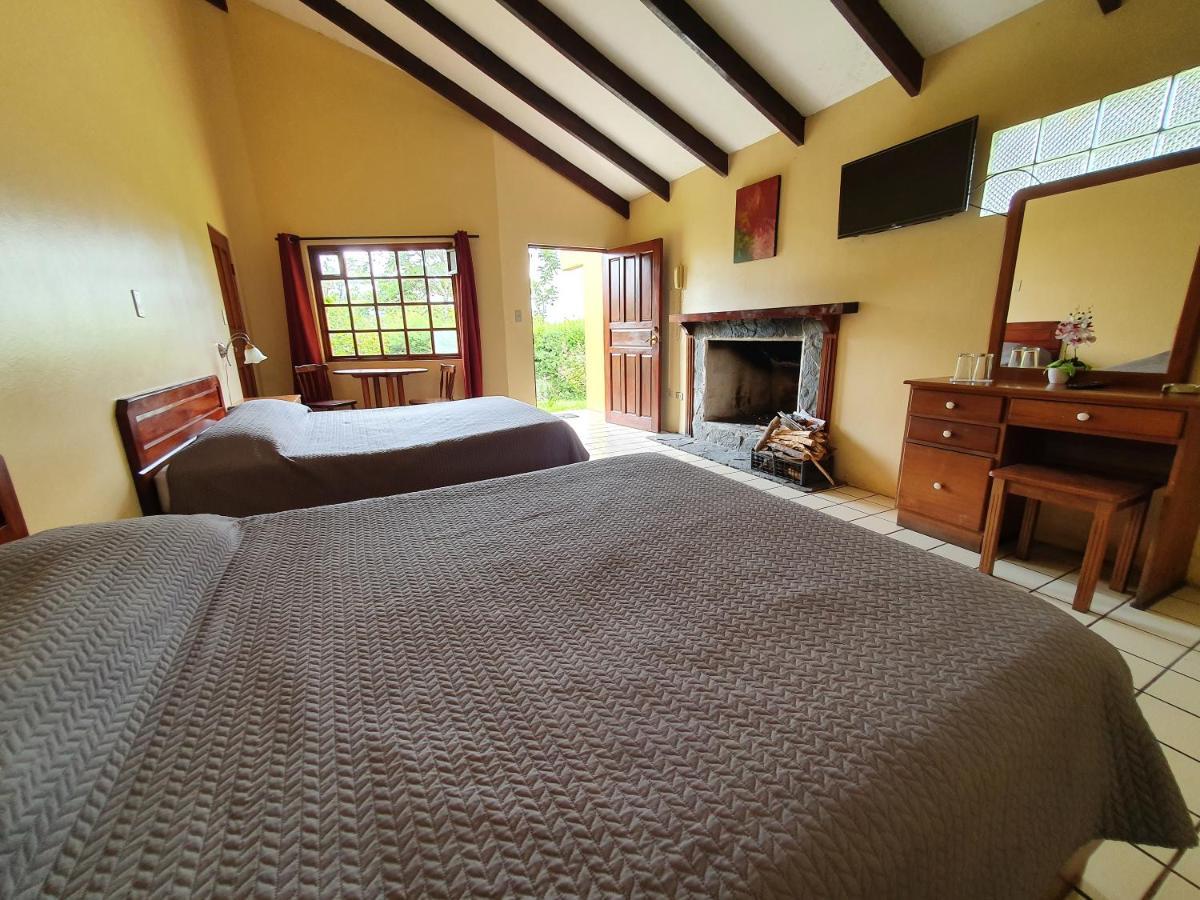 Hotel Villa Zurqui San Isidro  外观 照片
